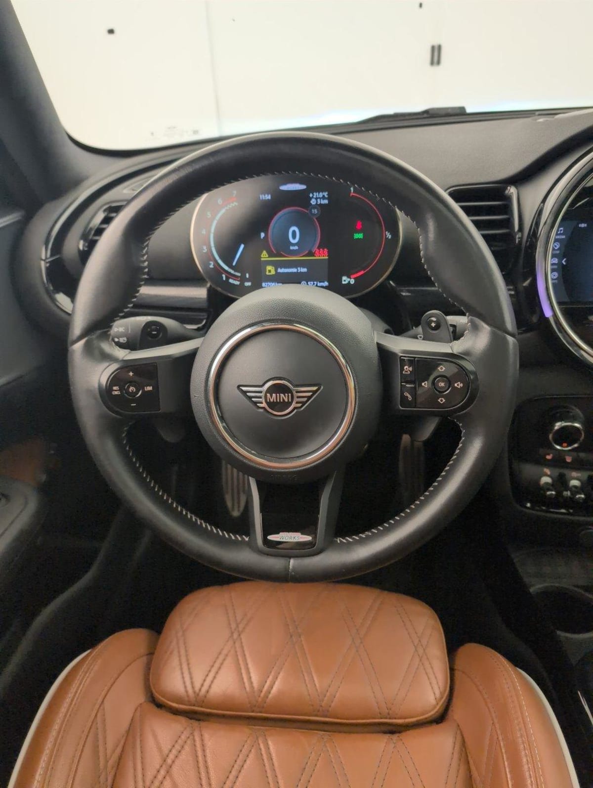 Mini CLUBMAN F54 LCI - Image 12