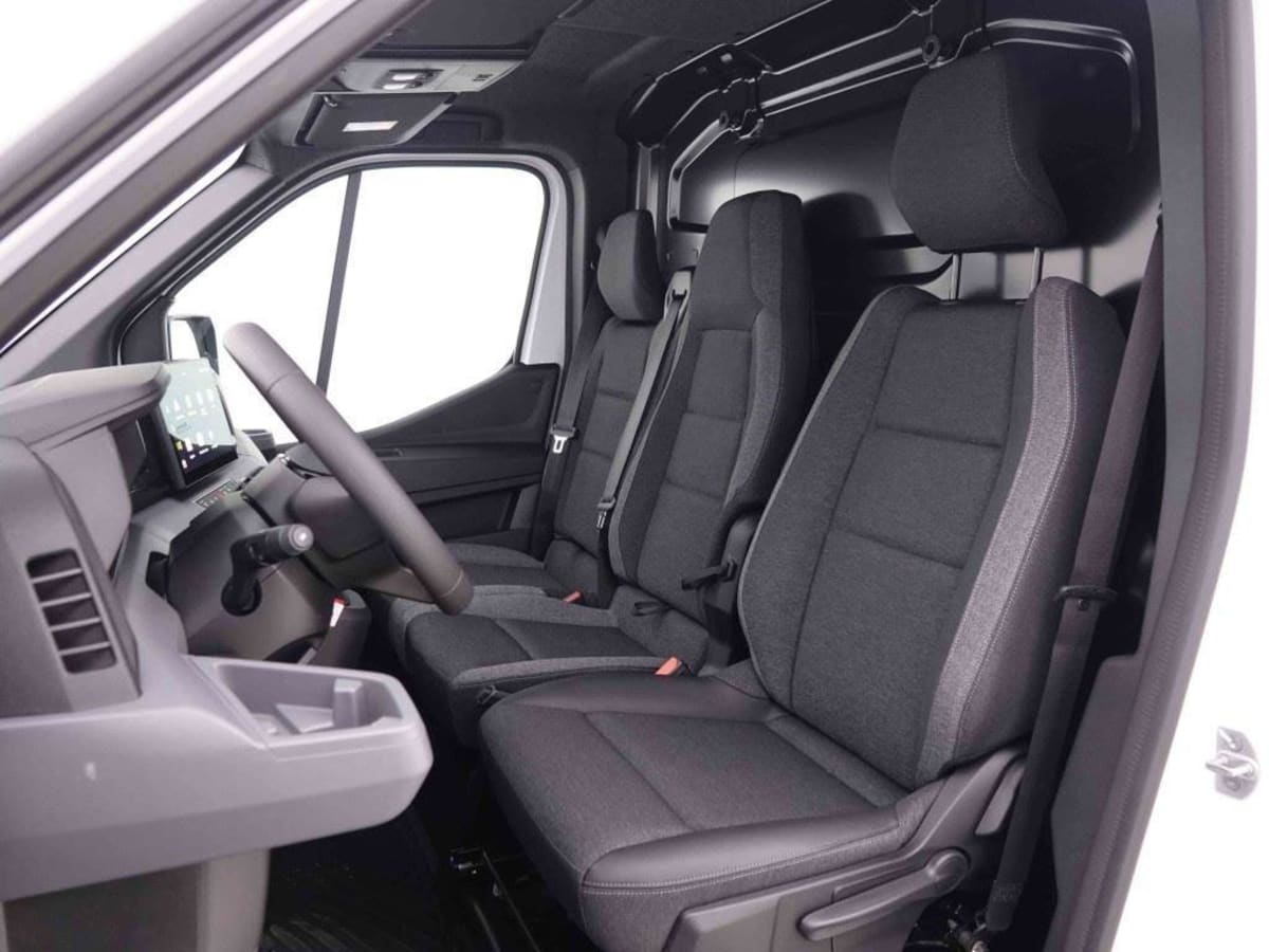 NISSAN INTERSTAR 2.0 DCI 130 L2H2 3.5T N-CONNECTA