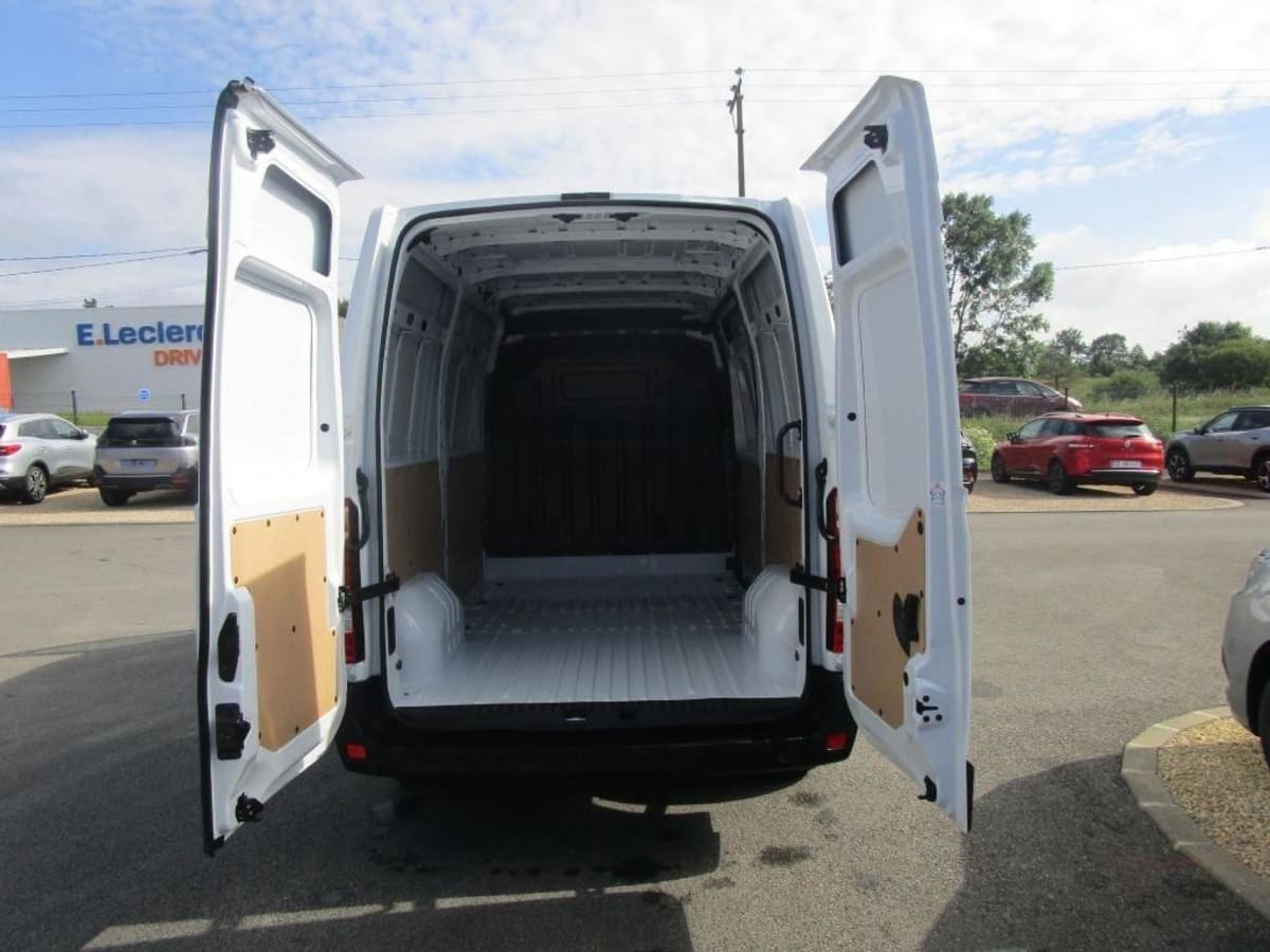 NISSAN INTERSTAR FOURGON L2H2 3T3 2.3 DCI 135 N-CONNECTA