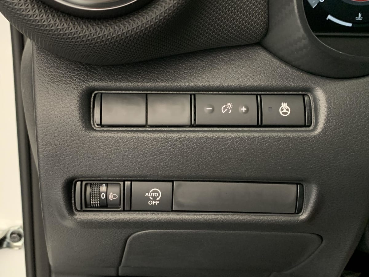Nissan JUKE - Image 18