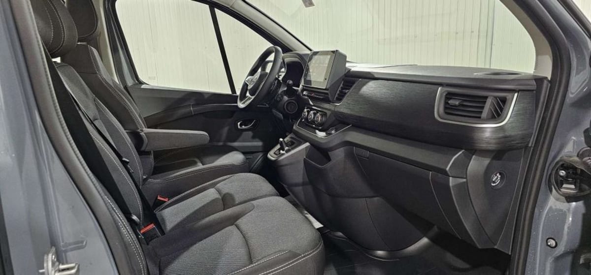 NISSAN PRIMASTAR COMBI PRIMASTAR COMBI L2H1 3.0T 2.0 DCI 170 BVA9 N-CONNECTA