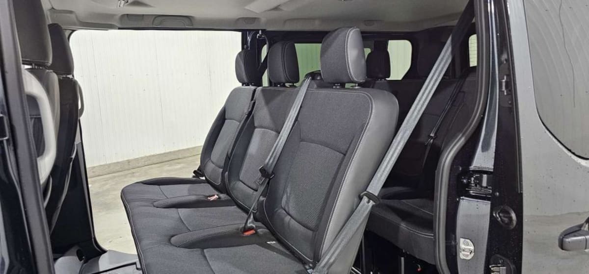 Nissan PRIMASTAR COMBI - Image 18