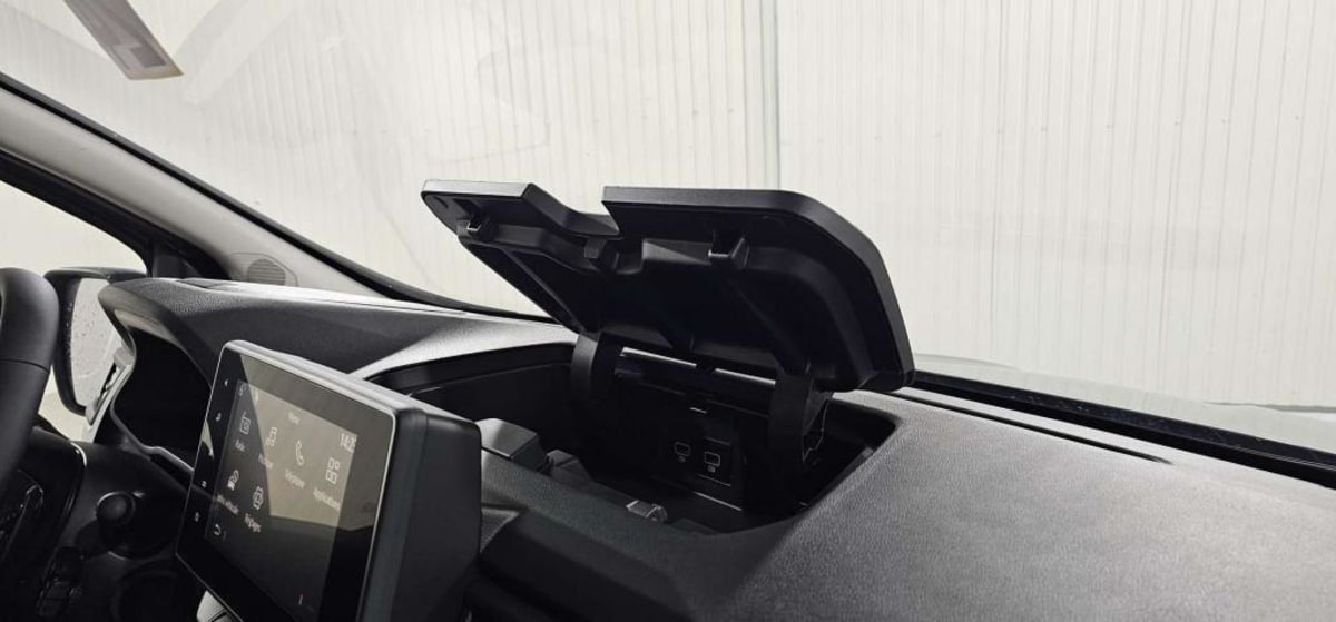 NISSAN PRIMASTAR COMBI PRIMASTAR COMBI L2H1 3.0T 2.0 DCI 170 BVA9 N-CONNECTA