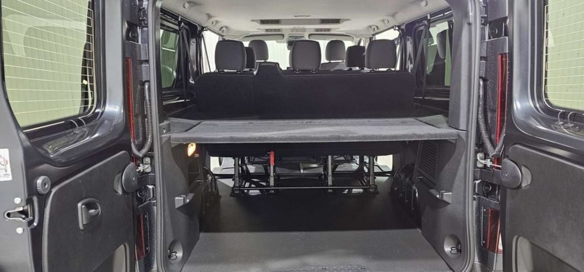 Nissan PRIMASTAR COMBI - Image 15