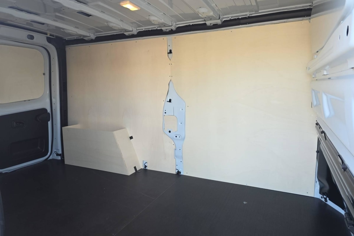 Nissan PRIMASTAR FOURGON - Image 10