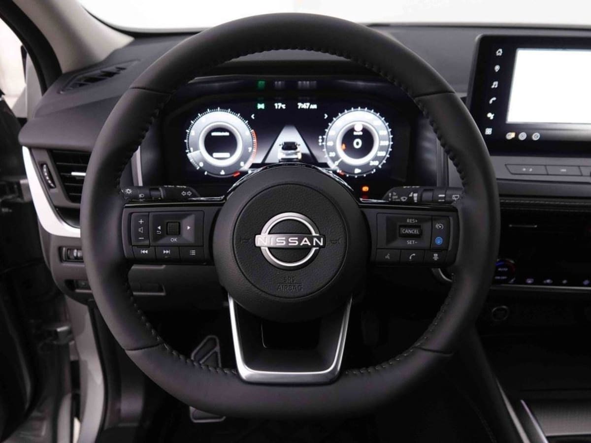 NISSAN QASHQAI 1.3 MHEV 140 N-CONNECTA