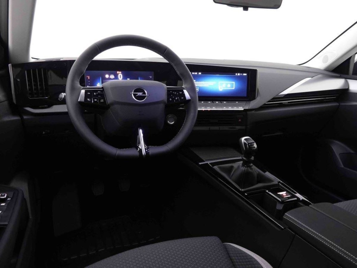 OPEL A ST 1.2 TURBO 110 EDITION