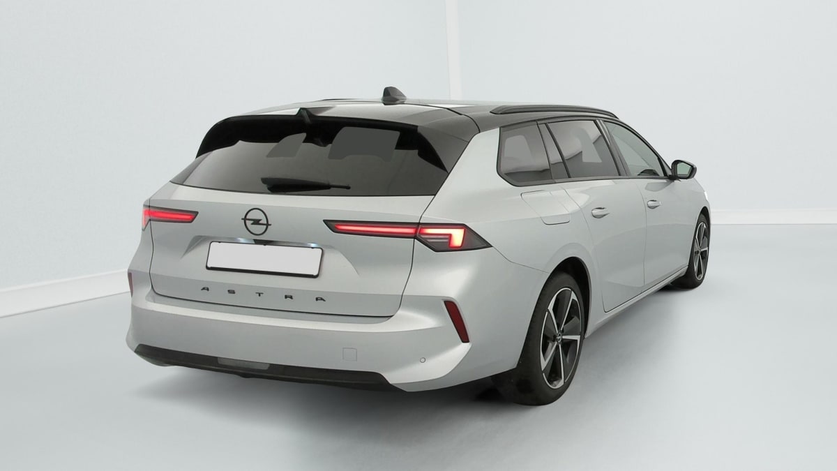 Opel Astra Sports Tourer - Image 7