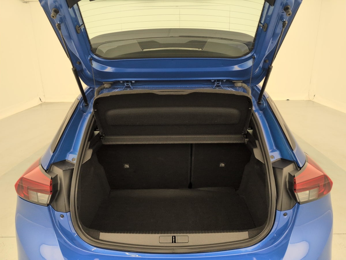 Opel Corsa - Image 11