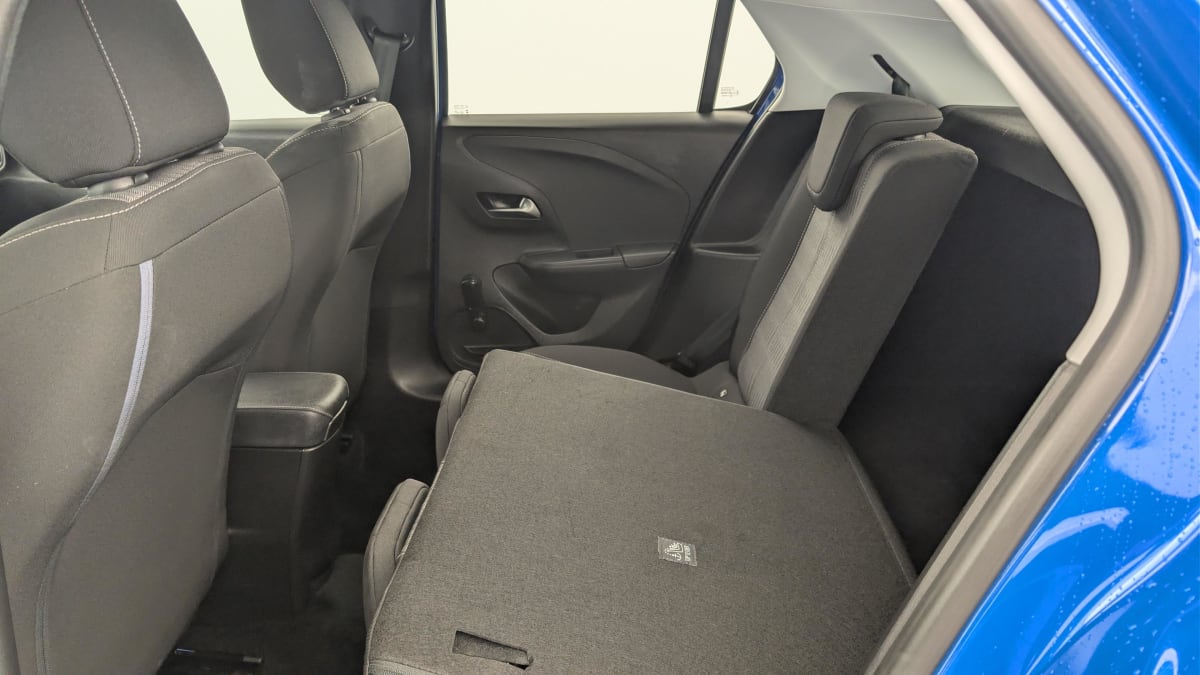 Opel Corsa - Image 12