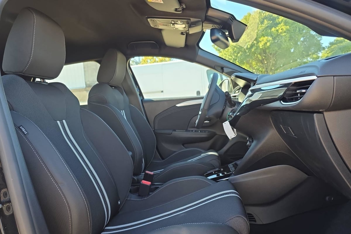 Opel Corsa - Image 10