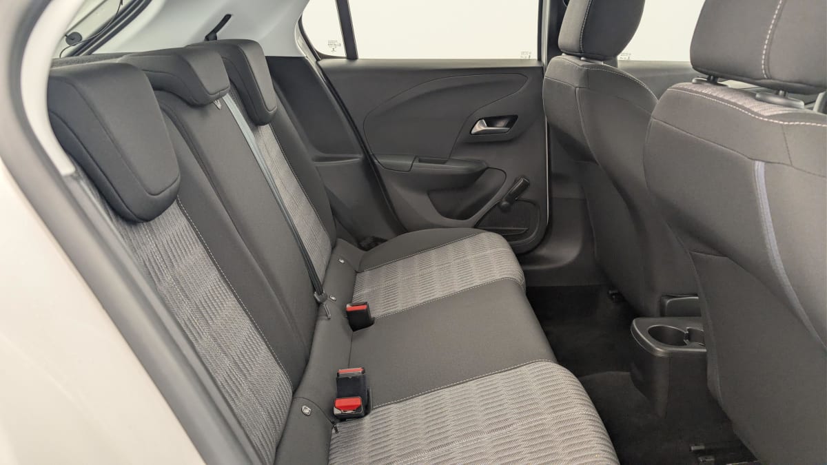 Opel Corsa - Image 10