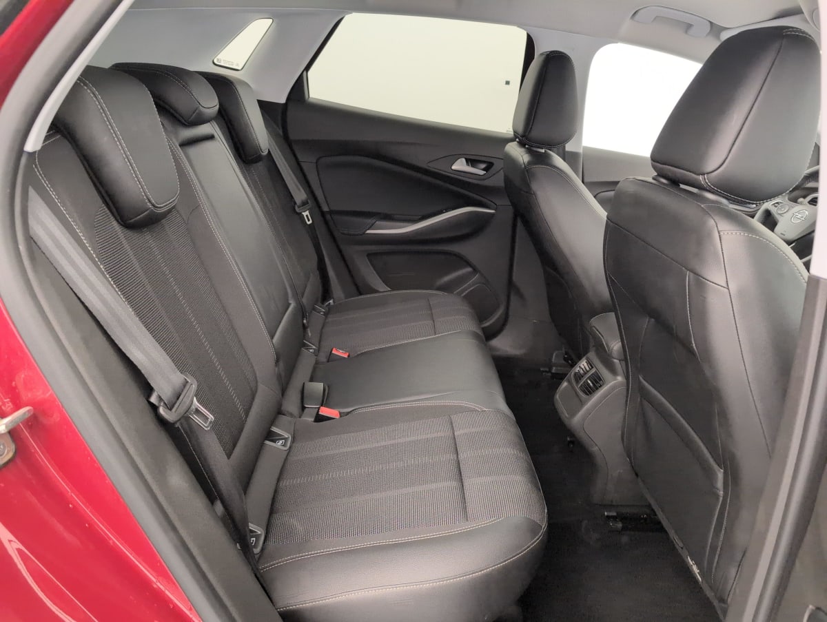 Opel Grandland X - Image 10