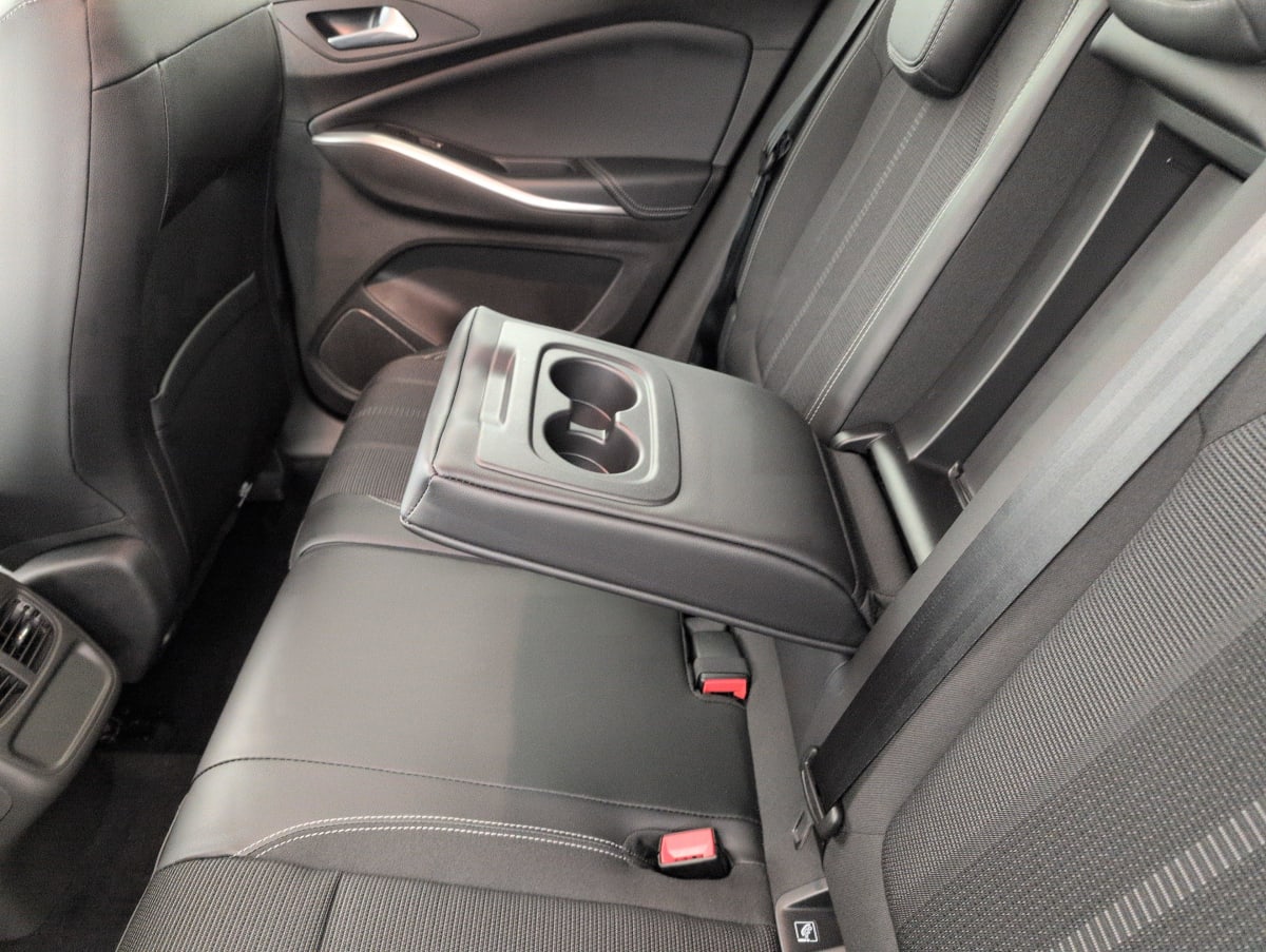 Opel Grandland X - Image 13