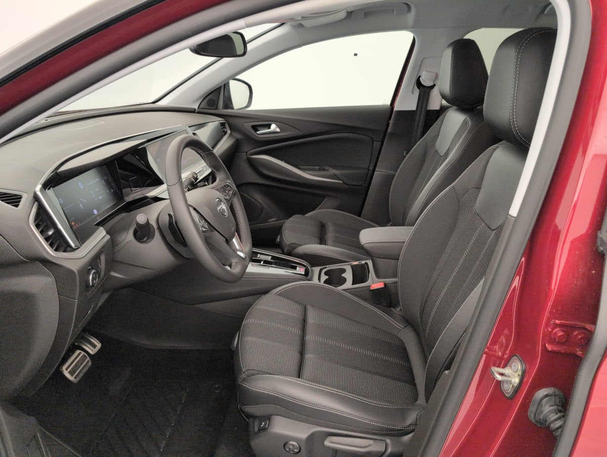 Opel Grandland X - Image 20