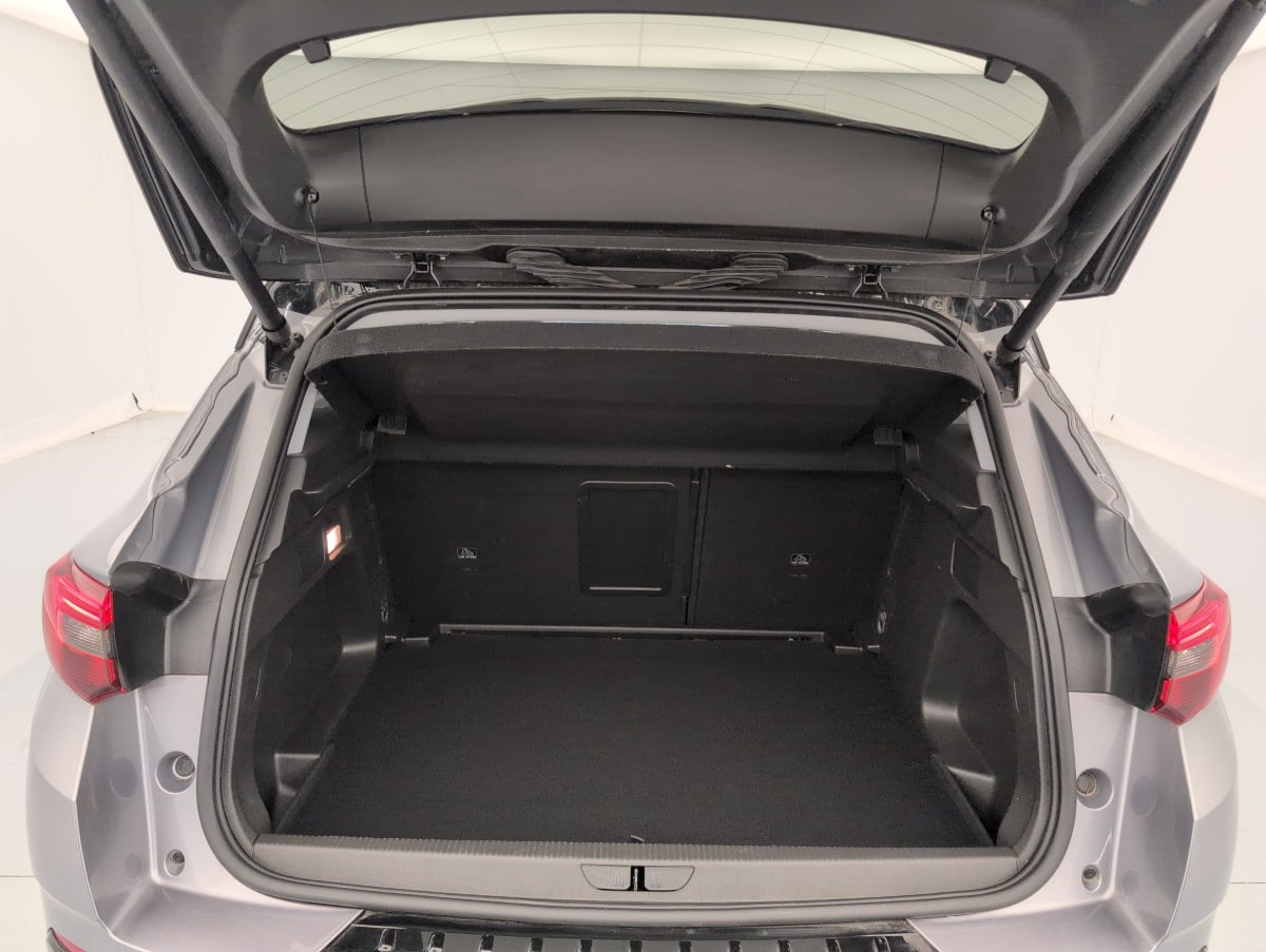 Opel Grandland X - Image 11