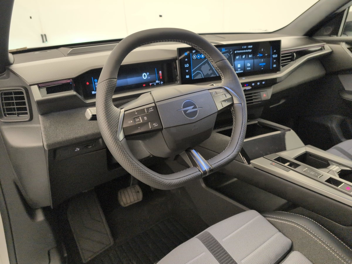 Opel Grandland X - Image 20