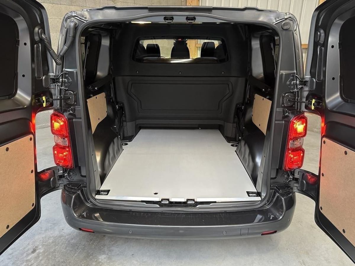 OPEL VIVARO CABINE APPROFONDIE VIVARO CA FIXE TAILLE M HDI 180 EAT8
