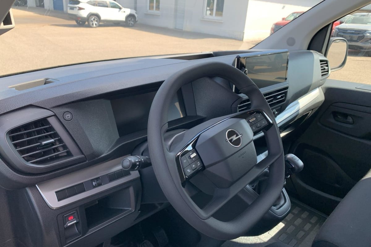 Opel Vivaro Cabine Approfondie - Image 12