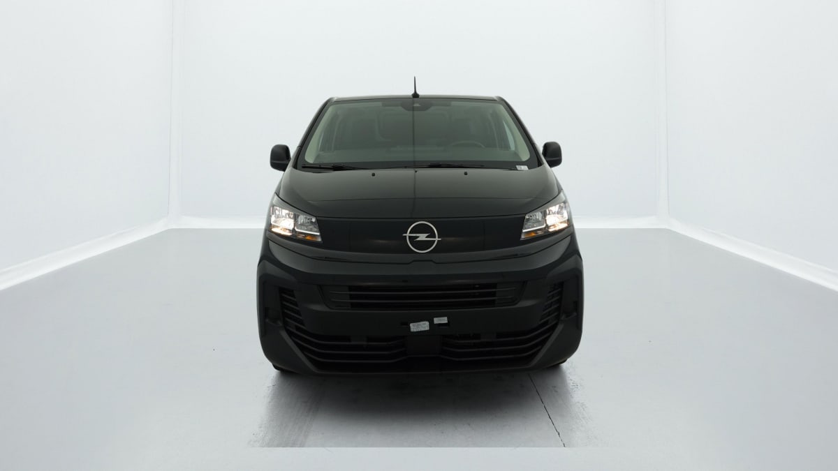 OPEL VIVARO FOURGON TAILLE M HDI 145 EAT8