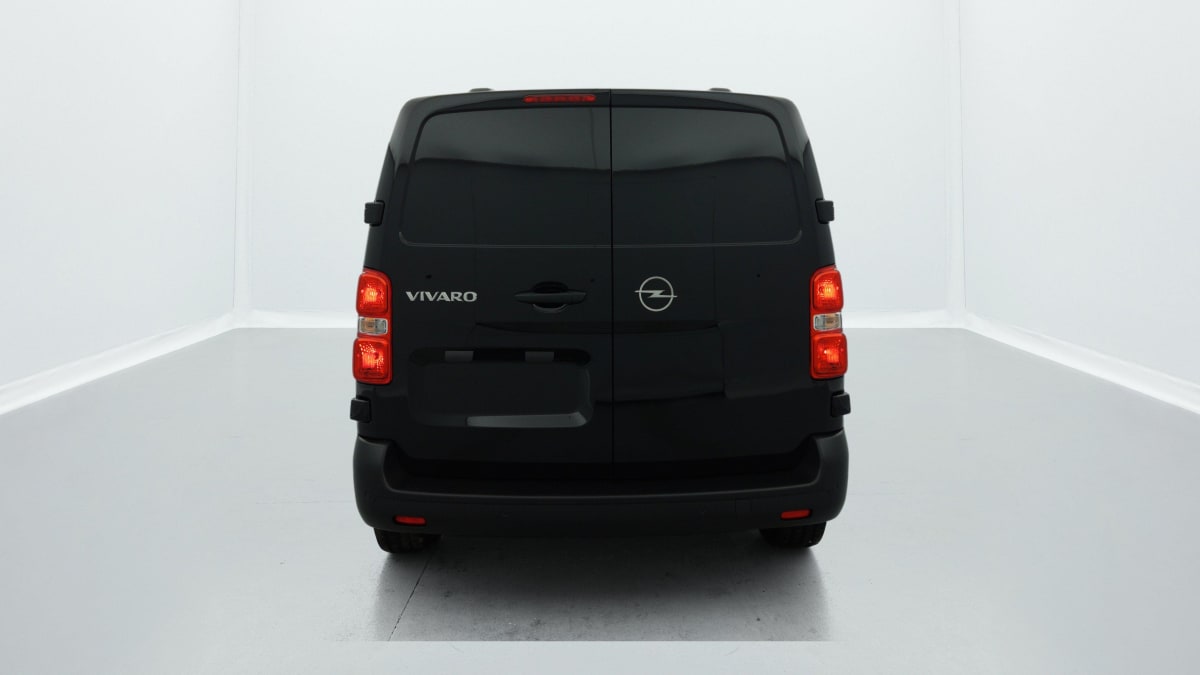 OPEL VIVARO FOURGON TAILLE M HDI 145 EAT8