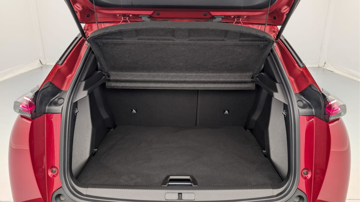 Peugeot 2008 - Image 11