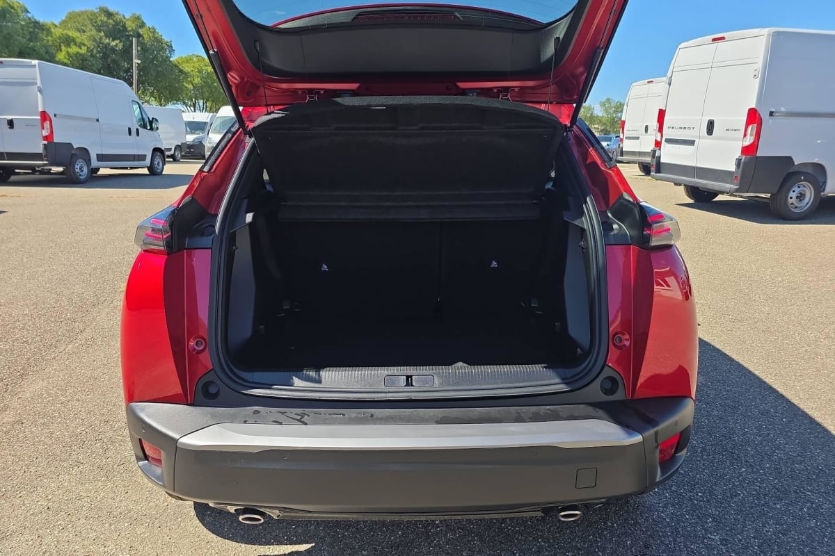 Peugeot 2008 - Image 11