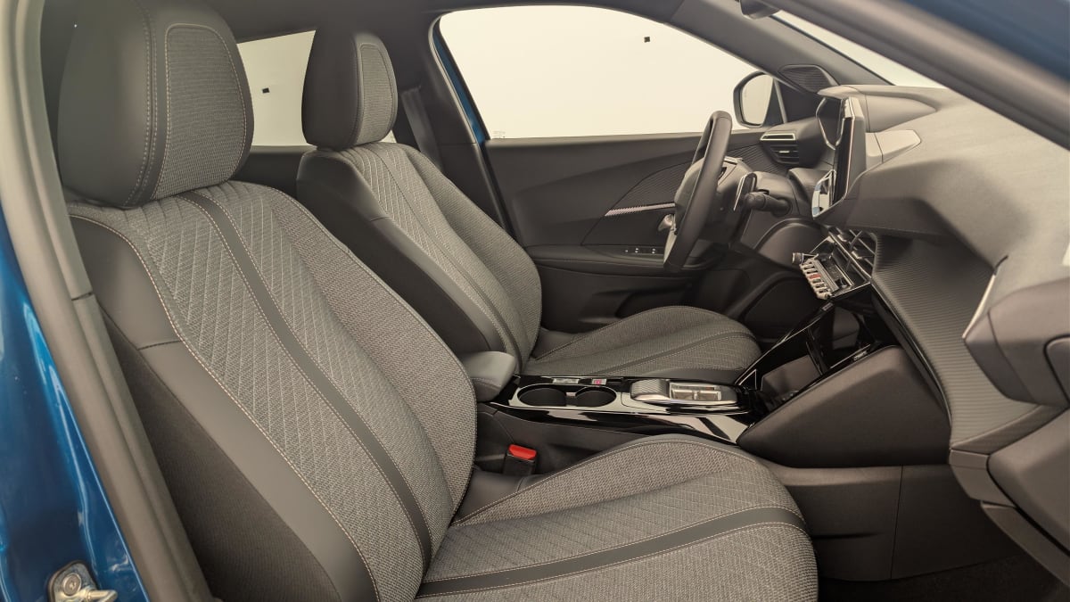 Peugeot 2008 - Image 9