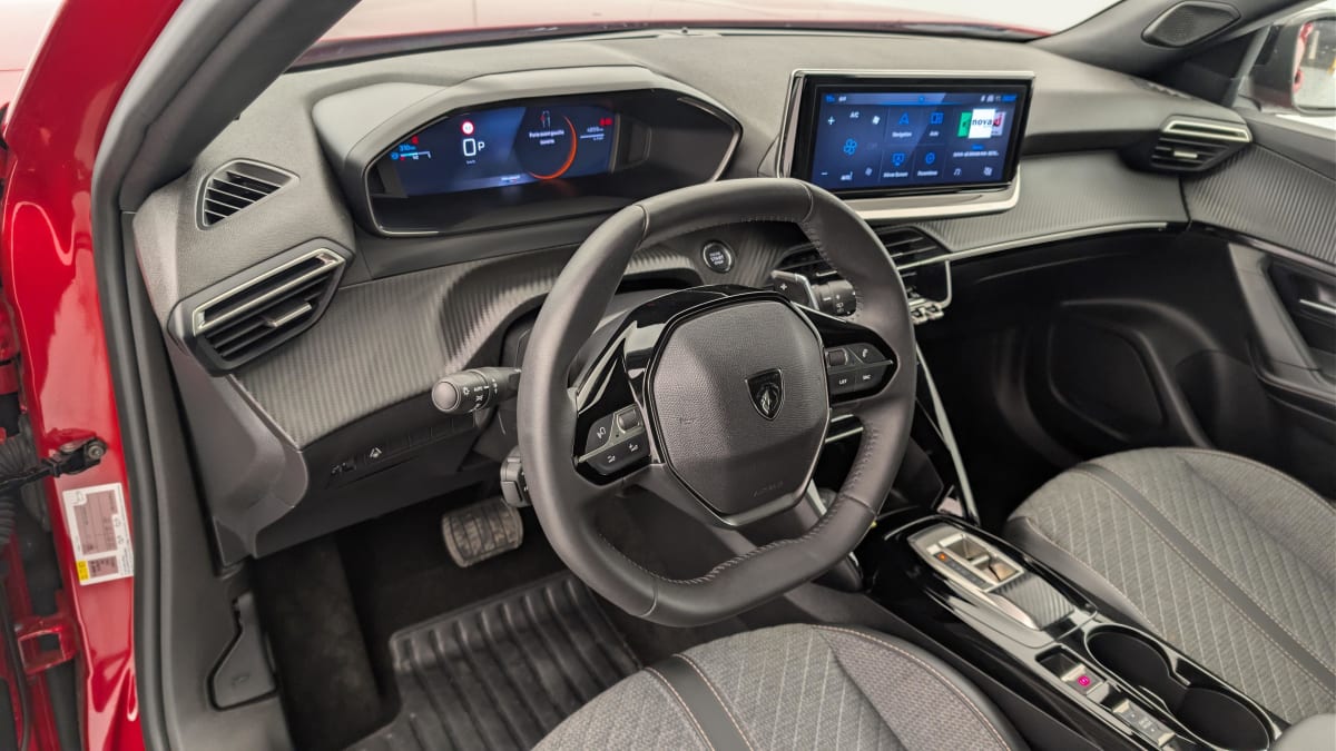 Peugeot 2008 - Image 15