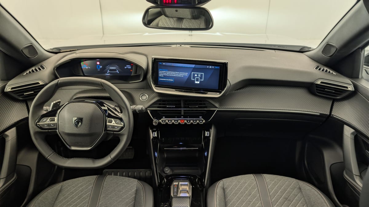 Peugeot 2008 - Image 13