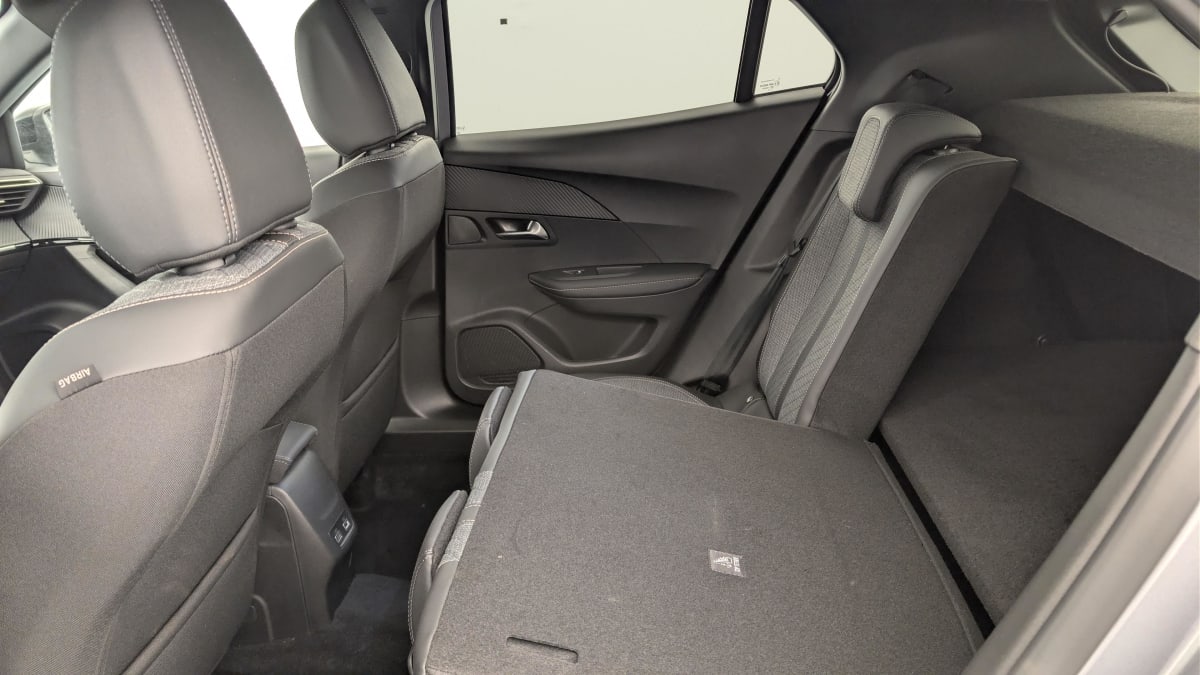 Peugeot 2008 - Image 12