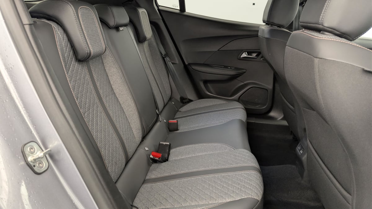 Peugeot 2008 - Image 10