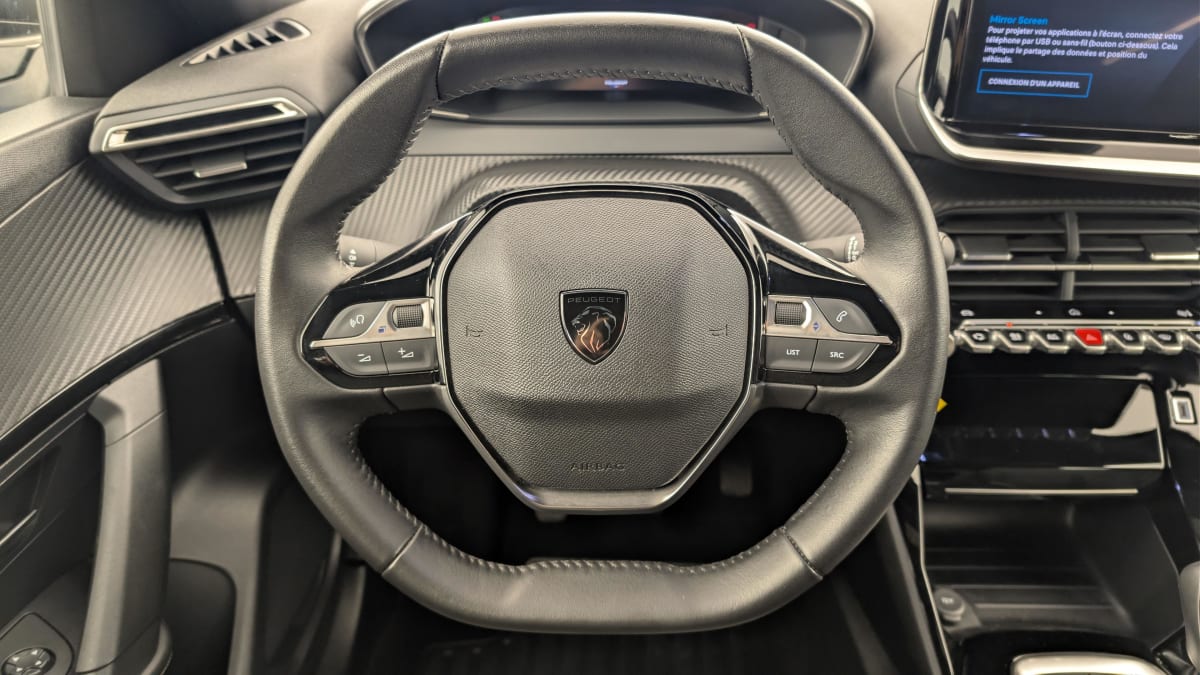 Peugeot 2008 - Image 20