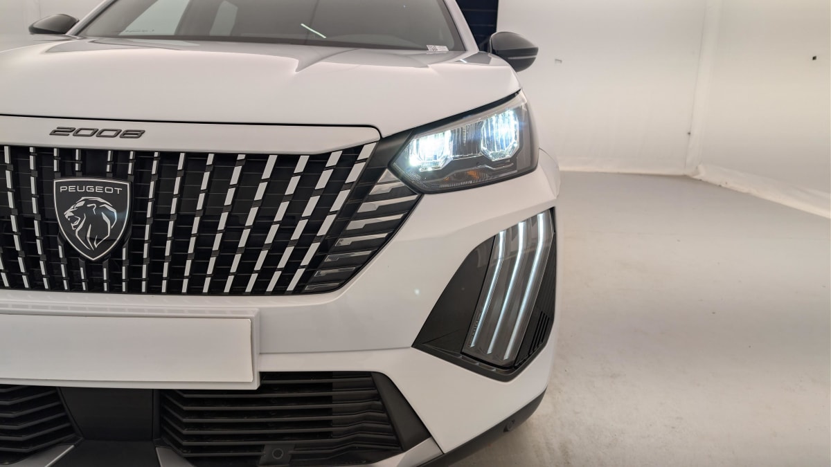 Peugeot 2008 - Image 21