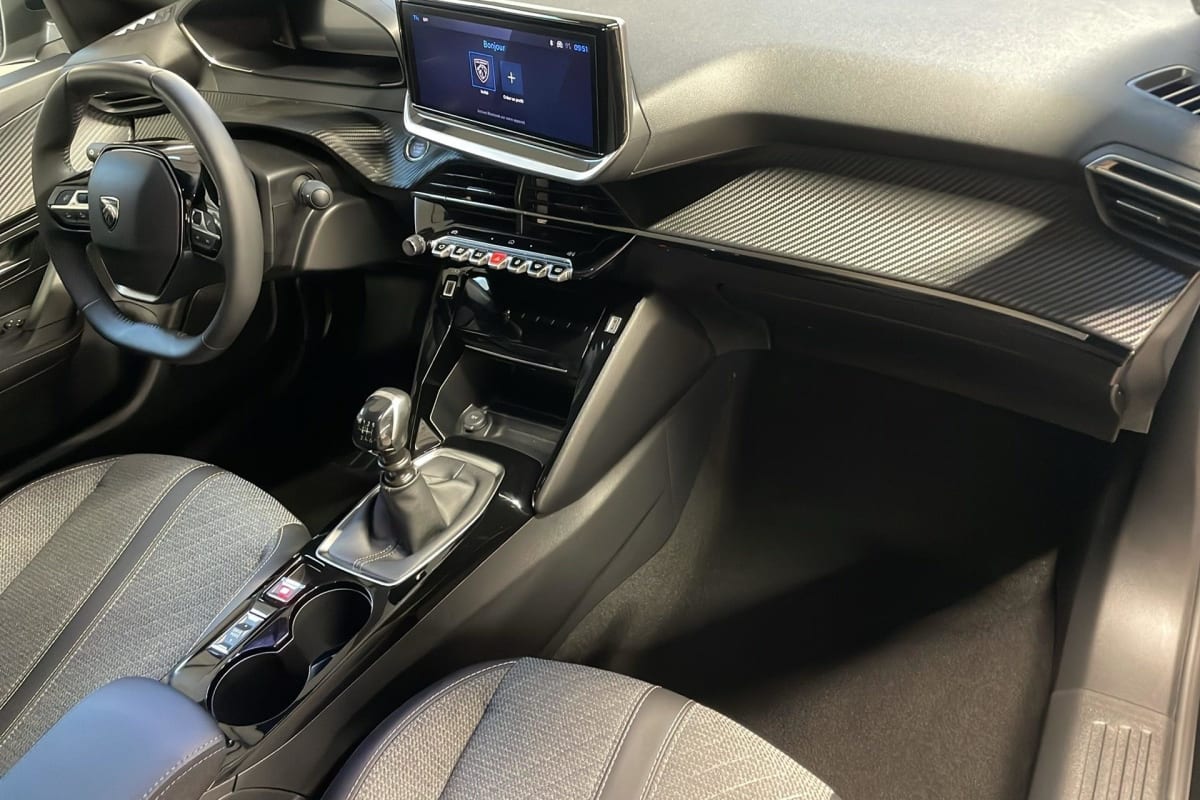 Peugeot 2008 - Image 12