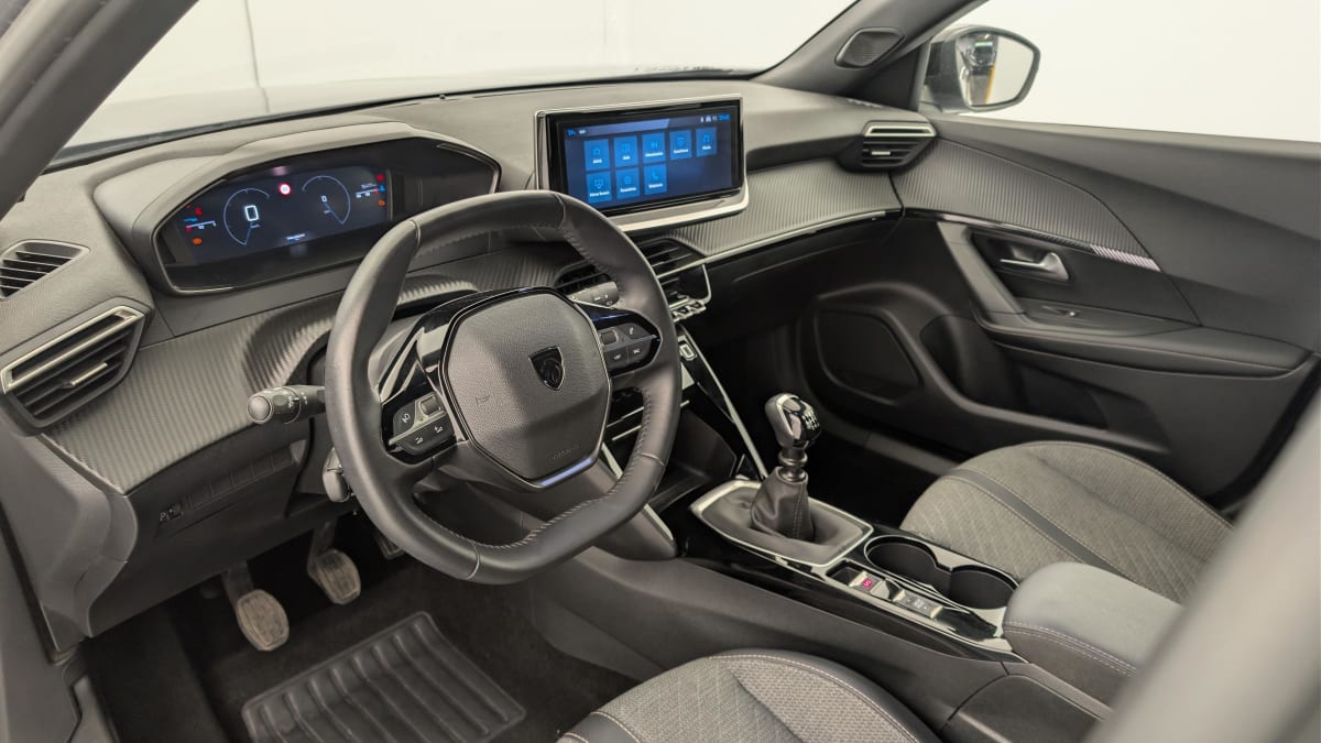 Peugeot 2008 - Image 15