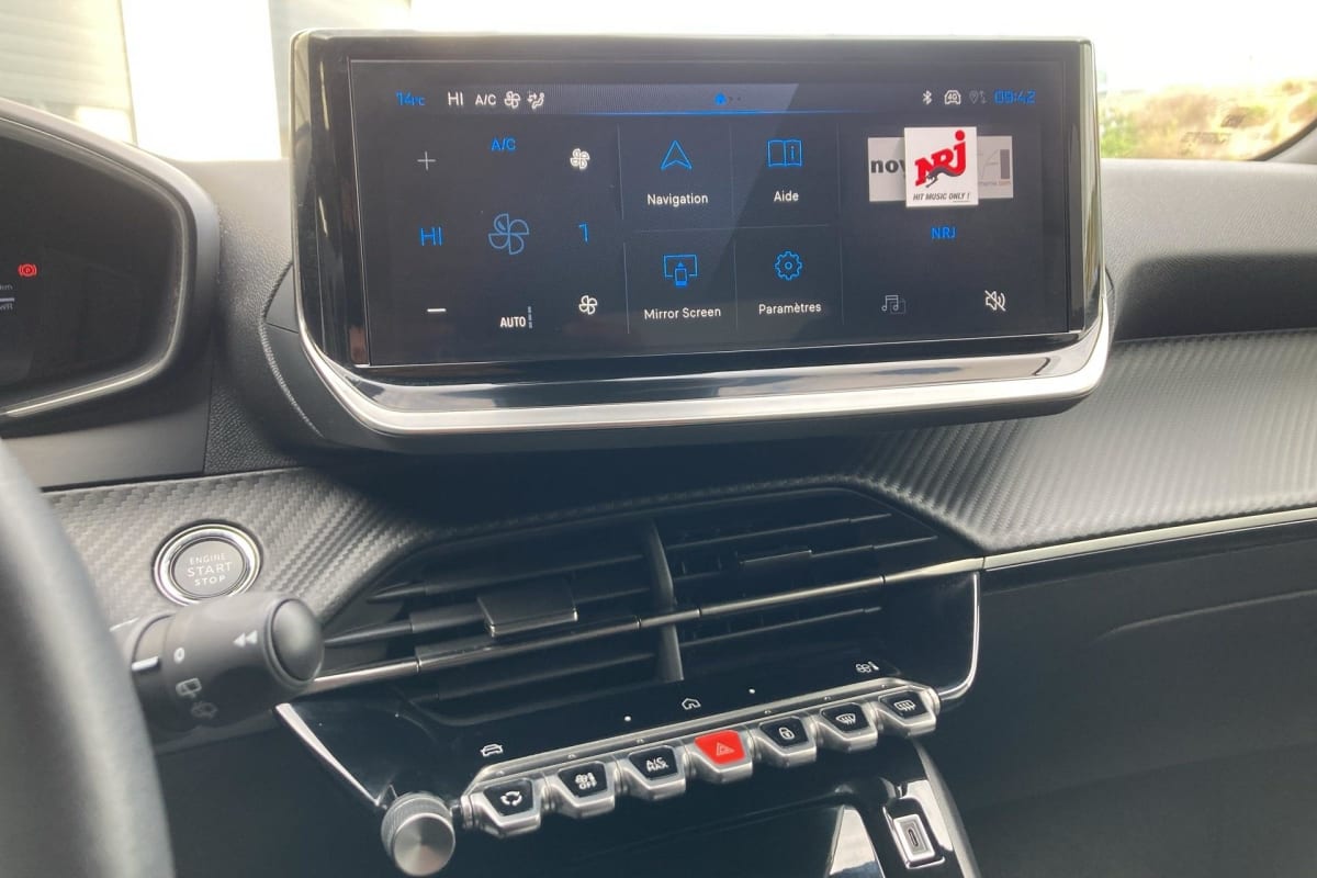 Peugeot 2008 - Image 16