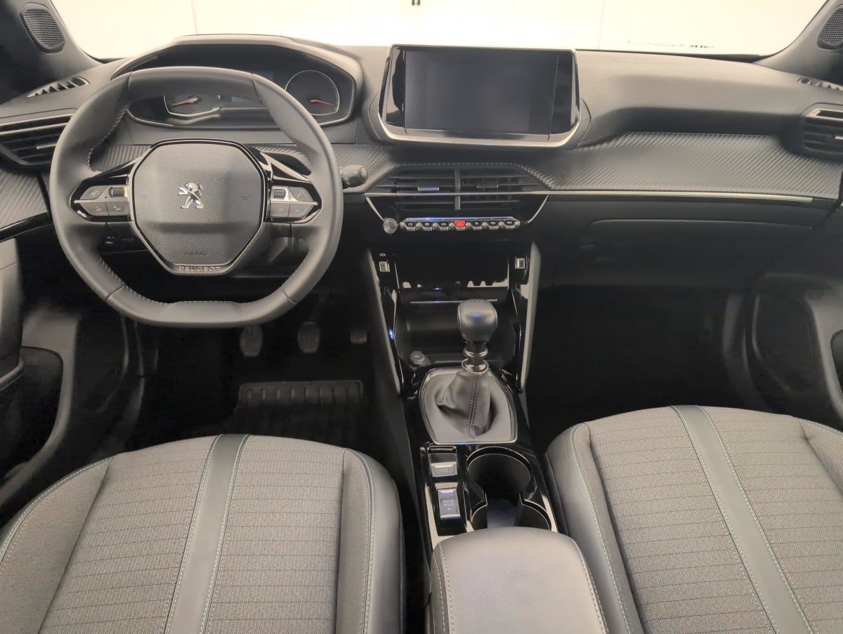 Peugeot 2008 - Image 13