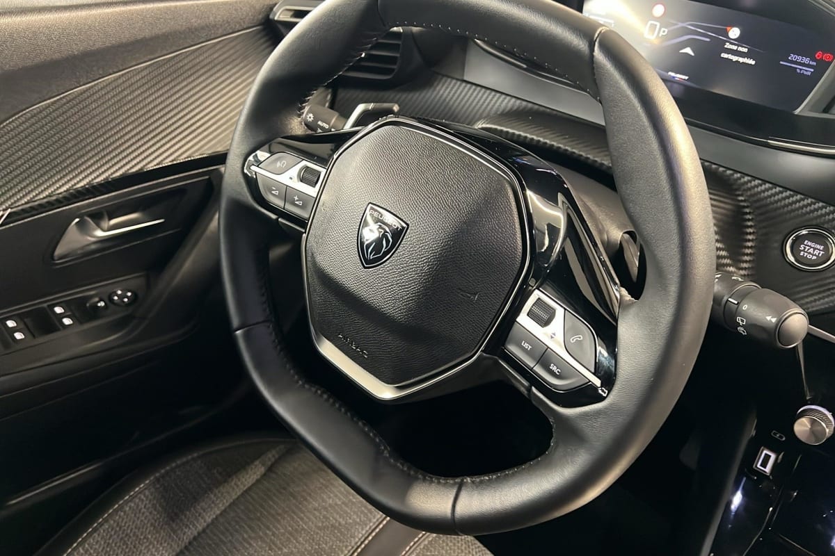 Peugeot 2008 - Image 15