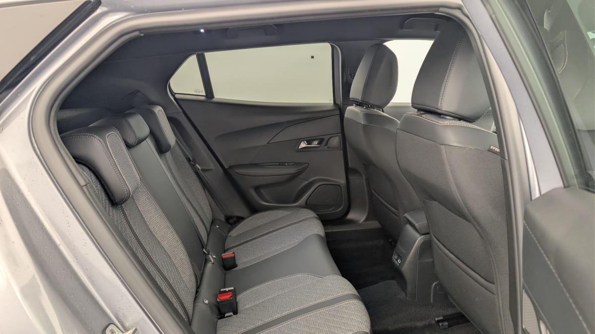Peugeot 2008 - Image 10