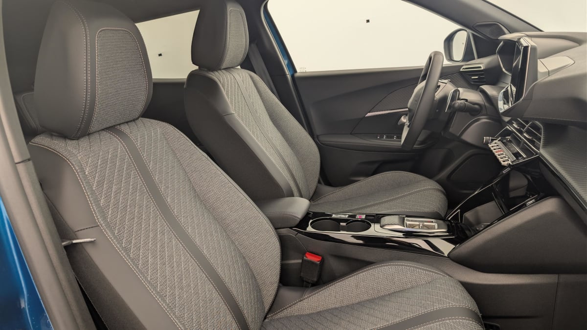 Peugeot 2008 - Image 9