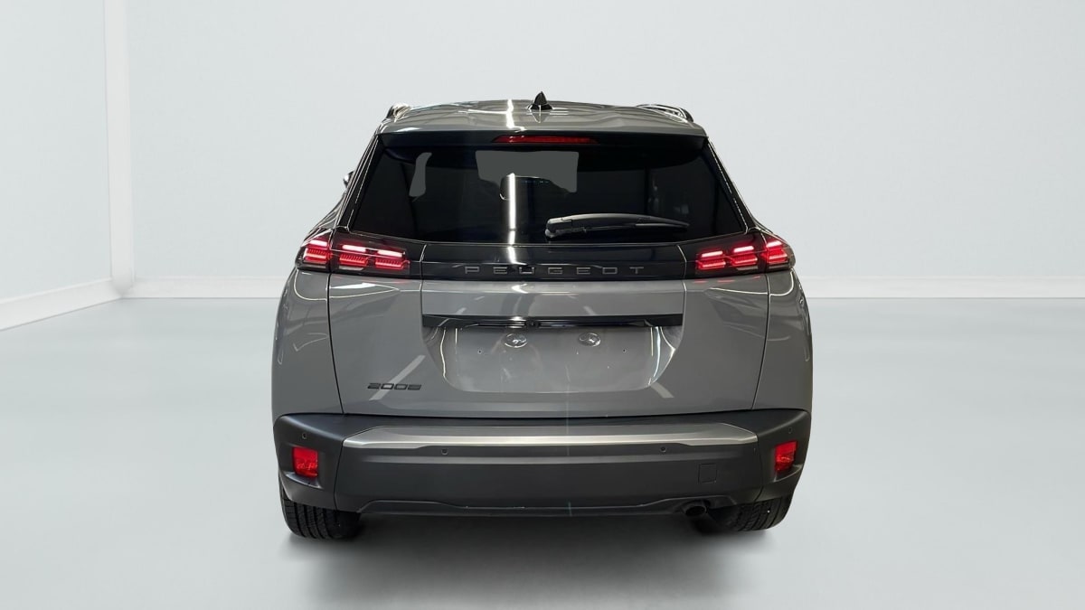 Peugeot 2008 - Image 6
