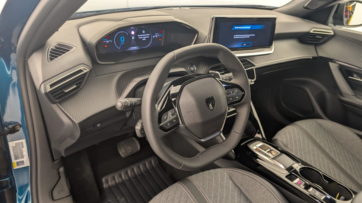 Peugeot 2008 - Image 15