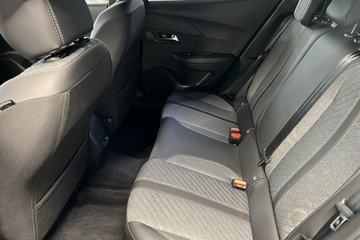 Peugeot 2008 - Image 10