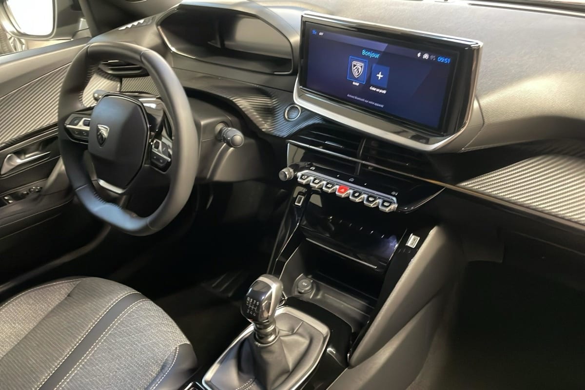 Peugeot 2008 - Image 13