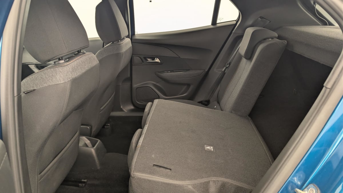 Peugeot 2008 - Image 12