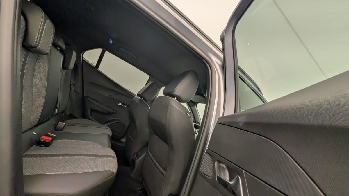 PEUGEOT 2008 PURETECH 100 ALLURE