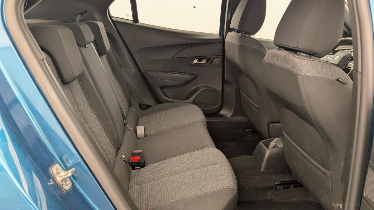 Peugeot 2008 - Image 10
