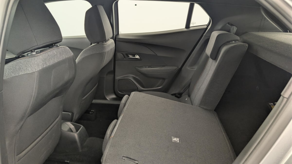 Peugeot 2008 - Image 12