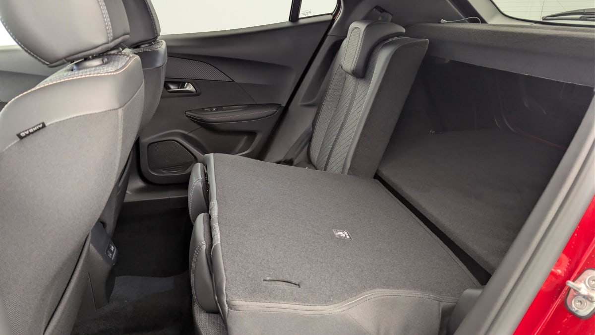 Peugeot 2008 - Image 12